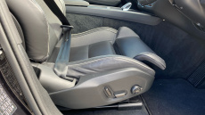 Volvo XC60 2.0 B5P Plus Black Edition 5dr AWD Geartronic Petrol Estate